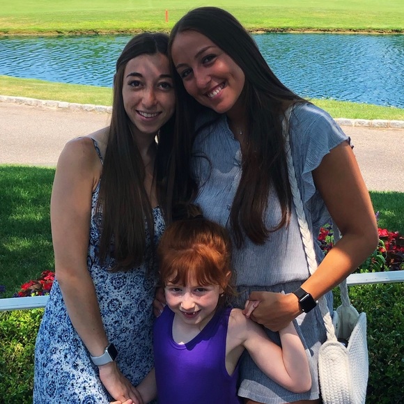 Meet your Posher, Madison - Picture 3 of 3